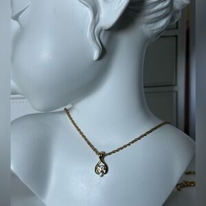 Nina Ricci vintage necklace adjustable